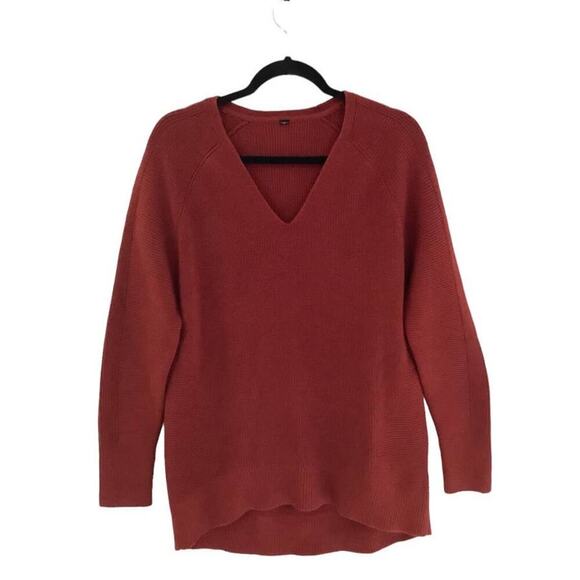 Athleta Hanover V Neck Sweater In Canyon Red Size Small Merino Wool Blend Ribbed - Picture 4 of 11